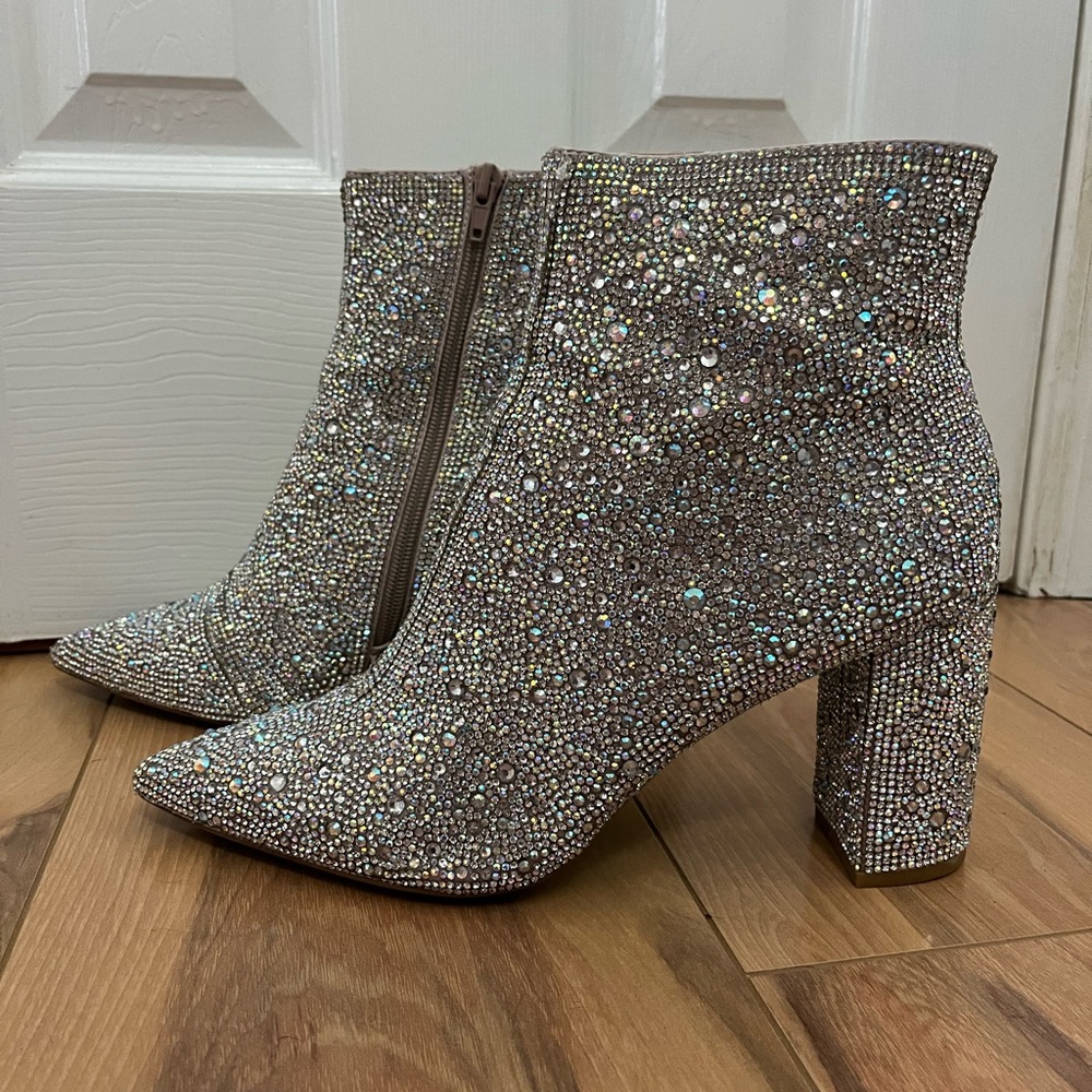 Betsey Johnson Cady rhinestone boots size 10